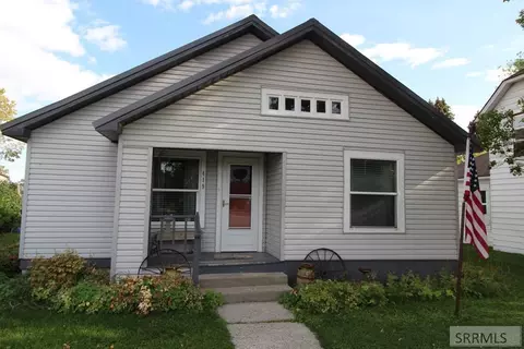 419 W Grand Ave, Arco, ID 83213