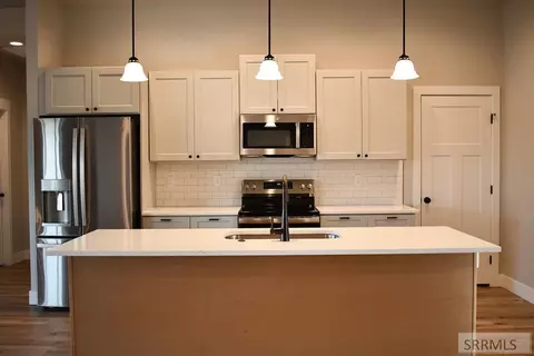 Kitchen - 1825 E 170 N, Rexburg, ID 83440 photo 2 of 2