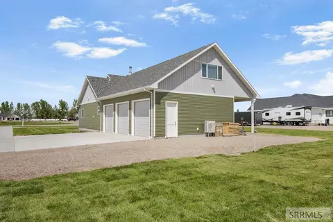 Exterior - 4148 E 82 N, Rigby, ID 83442 photo 4 of 10