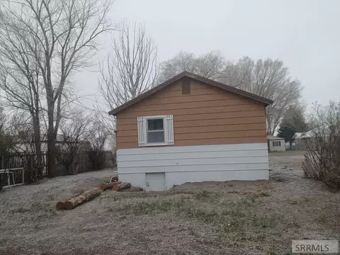 Exterior - 683 W Decoria Ave, Arco, ID 83213 photo 3 of 4