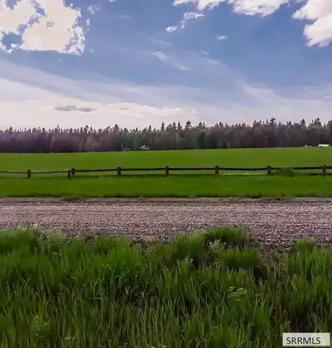 1656 Shadow Loop S, Ashton, ID 83420 photo 6