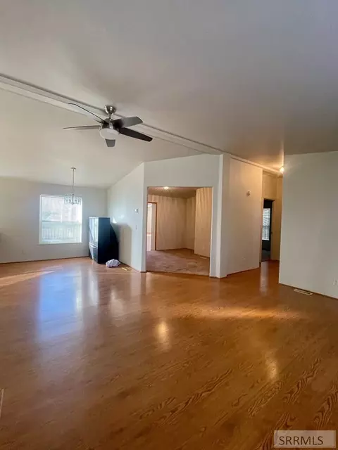 Living - 410 E 408 E Custer St, Mackay, ID 83251 photo 2 of 2