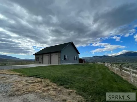 36 S Hawk Rd, Salmon, ID 83467 photo 1