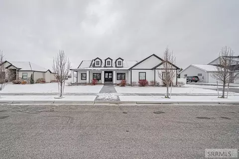 5319 Eaglewood Dr, Idaho Falls, ID 83401
