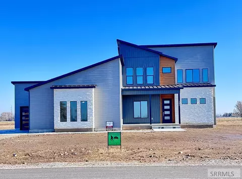 386 N 3744 E, Rigby, ID 83442 photo 1