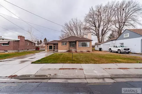328 N Park Ave, Shelley, ID 83274