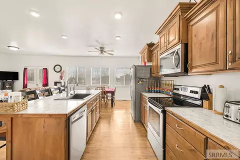 Kitchen - 3708 E 337 N, Rigby, ID 83442 photo 3 of 3