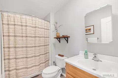 Bath - 4106 E 67 N, Rigby, ID 83442 photo 4 of 5