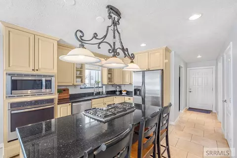 Kitchen - 4106 E 67 N, Rigby, ID 83442 photo 4 of 4