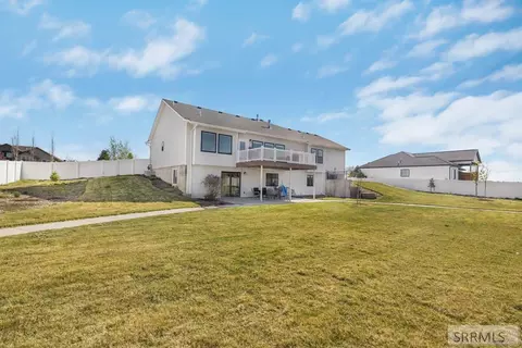 Exterior - 970 Pine Brook Ln, Rexburg, ID 83440 photo 5 of 6