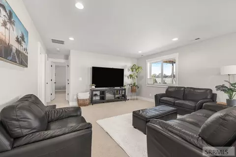 Other - 970 Pine Brook Ln, Rexburg, ID 83440 photo 3 of 8