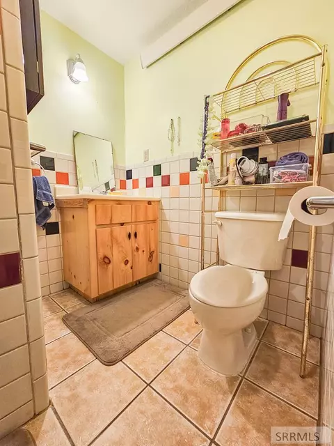 Bath - 3258 N 3350 W, Moore, ID 83255 photo 7 of 7