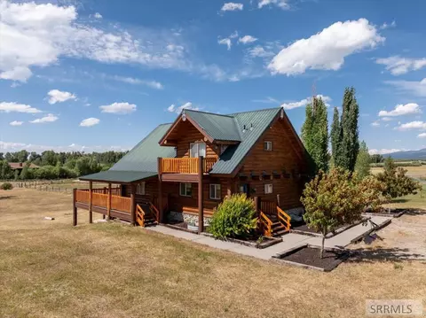 1102 Pineview Ln, Driggs, ID 83422