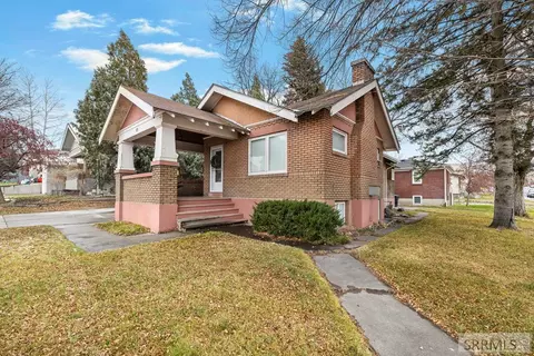 106 E 2nd S, Rexburg, ID 83440 photo 1
