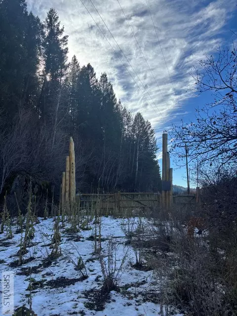 4088 Lower Fishermans Dr, Ashton, ID 83420