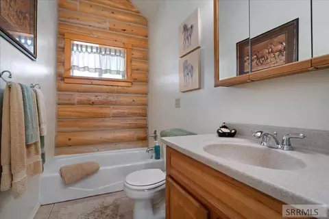 Bath - 11021108 Pineview Ln, Driggs, ID 83422 photo 3 of 3
