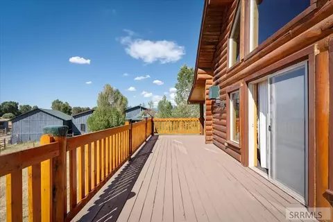 Exterior - 11021108 Pineview Ln, Driggs, ID 83422 photo 4 of 7