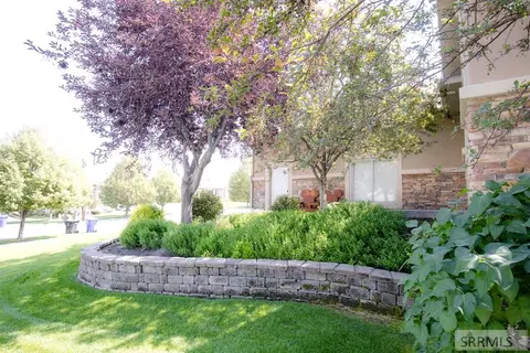 Exterior - 354 Eagle Smt, Rexburg, ID 83440 photo 4 of 5