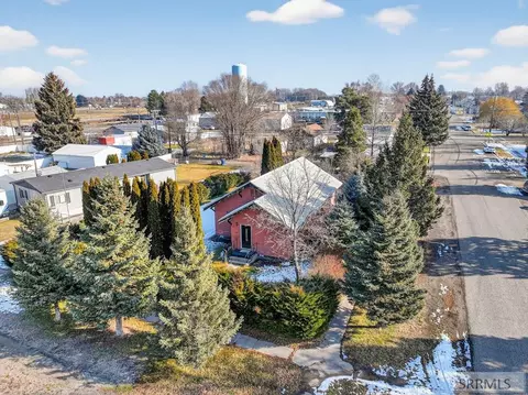 View/Area - 1002 E St, Rupert, ID 83350 photo 1 of 12