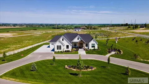 1292 E 1090 N, Shelley, ID 83274