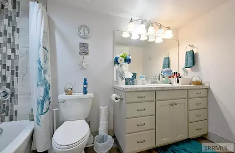 Bath - 4263 W 6800 S, Rexburg, ID 83440 photo 1 of 3