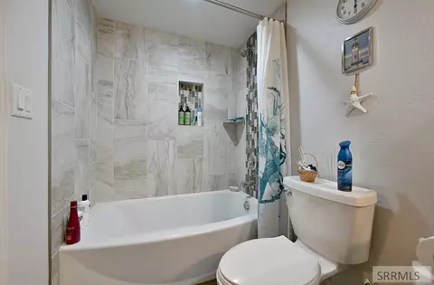 Bath - 4263 W 6800 S, Rexburg, ID 83440 photo 2 of 3