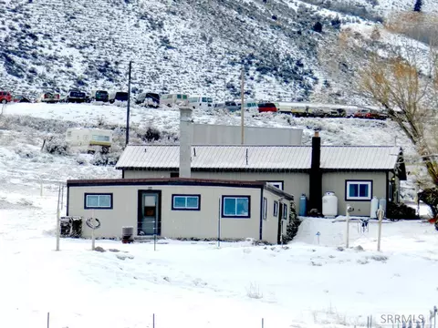 36 Blue Camas Rd, Salmon, ID 83467