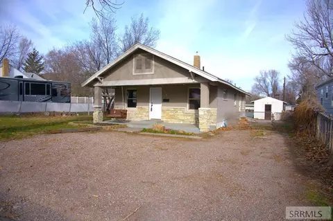 56 Cottonwood Ave, Pocatello, ID 83204