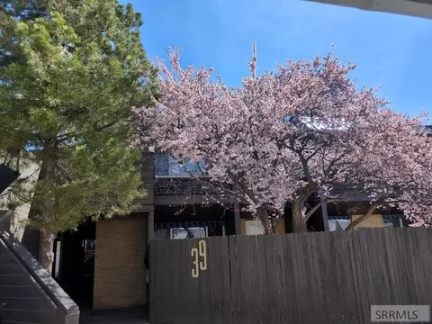 220 N Fanning Ave #39, Idaho Falls, ID 83401