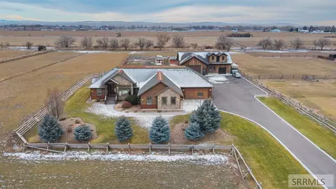 4434 E 150 N, Rigby, ID 83442 photo 1