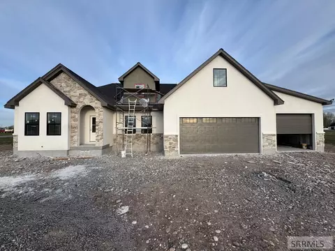 Exterior - 209 N 4117 E, Rigby, ID 83442 photo 6 of 26