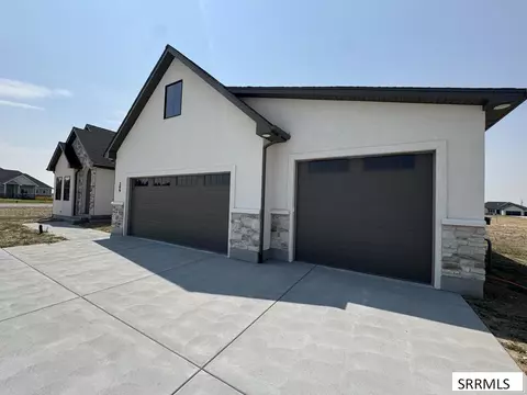 Exterior - 209 N 4117 E, Rigby, ID 83442 photo 10 of 12
