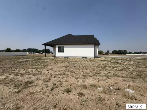 Exterior - 209 N 4117 E, Rigby, ID 83442 photo 6 of 12
