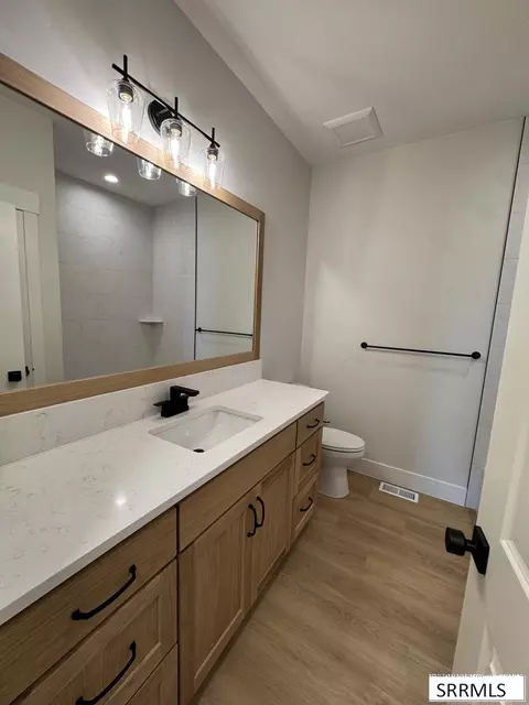 Bath - 209 N 4117 E, Rigby, ID 83442 photo 6 of 10