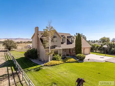 12568 N Hawthorne Rd, Chubbuck, ID 83202