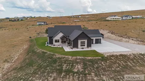 6783 S Tumble Creek Ln, Idaho Falls, ID 83406