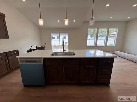 Kitchen - 355 Skyline Peak Loop, Inkom, ID 83245 photo 3 of 4