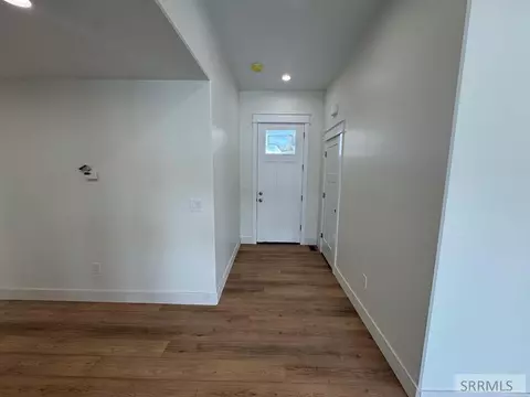 Entry Way - 355 Skyline Peak Loop, Inkom, ID 83245 photo 1 of 2
