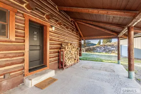 Exterior - 1547 Cherry Butte Rd, Ashton, ID 83420 photo 3 of 9