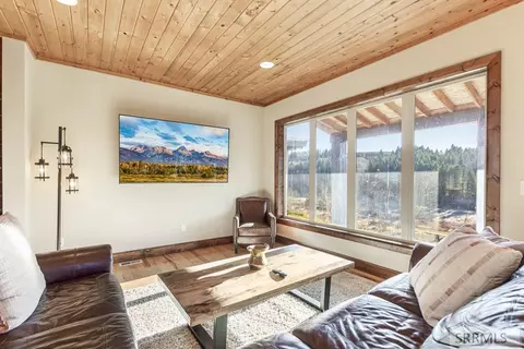 Living - 1547 Cherry Butte Rd, Ashton, ID 83420 photo 6 of 6