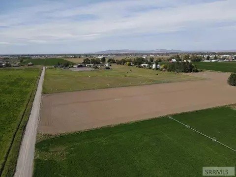 2420 E 434 N, St Anthony, ID 83445 photo 8