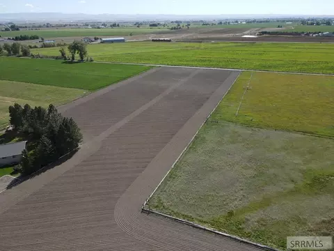 2420 E 434 N, St Anthony, ID 83445 photo 2