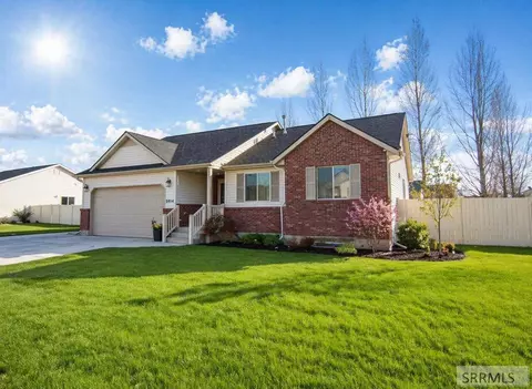3824 Deer Stream Dr, Idaho Falls, ID 83401