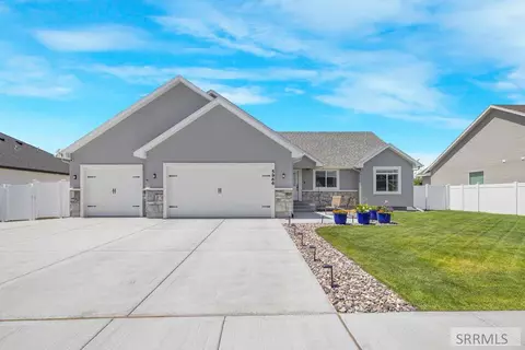 5966 Lochsa St, Idaho Falls, ID 83404