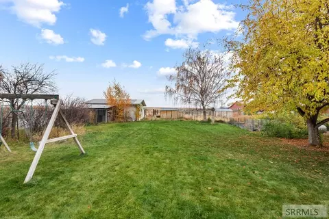 Exterior - 4064 S 2000 W, Rexburg, ID 83440 photo 13 of 25