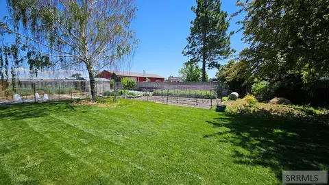 Exterior - 4064 S 2000 W, Rexburg, ID 83440 photo 6 of 25