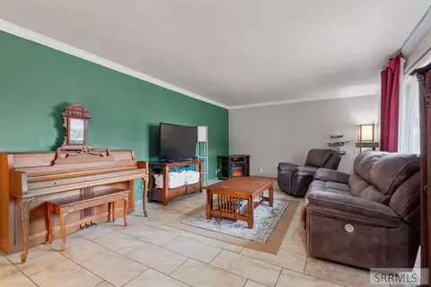 Living - 4064 S 2000 W, Rexburg, ID 83440 photo 2 of 2