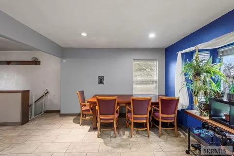 Dining - 4064 S 2000 W, Rexburg, ID 83440 photo 2 of 2