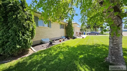 Exterior - 4064 S 2000 W, Rexburg, ID 83440 photo 23 of 25