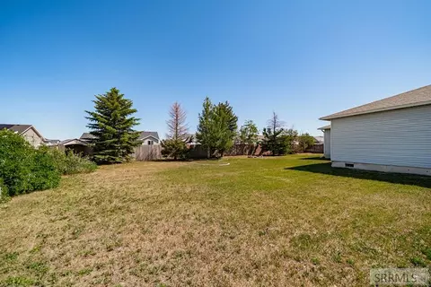 Exterior - 3879 E Ash Ln, Rigby, ID 83442 photo 8 of 8